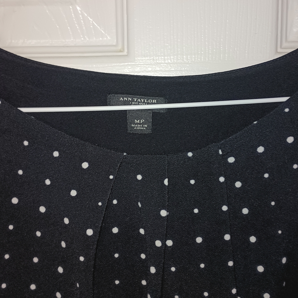 Ann Taylor Black Sleeveless Polka Dot Midi Dress - Picture 2 of 3